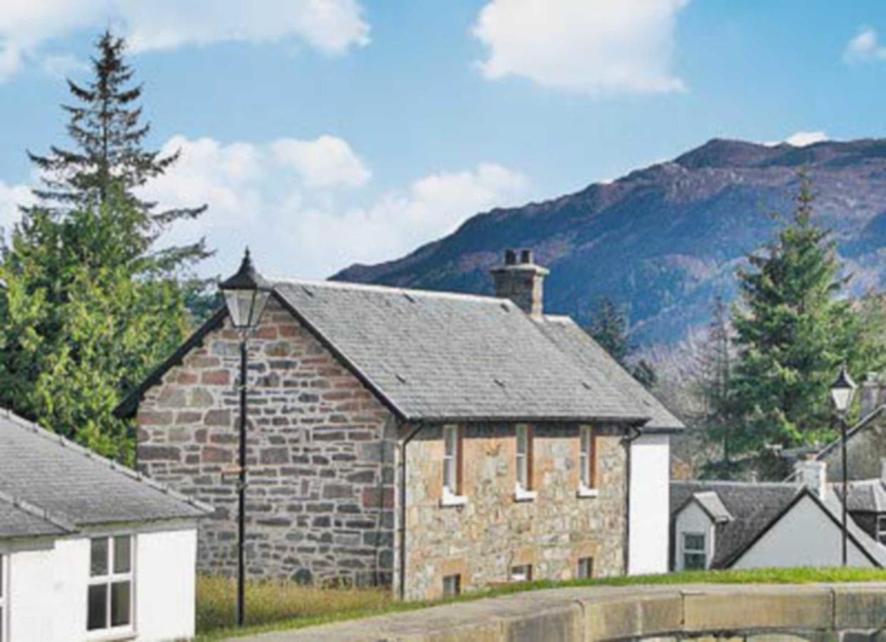Lockside Lower Flat Fort Augustus Buitenkant foto